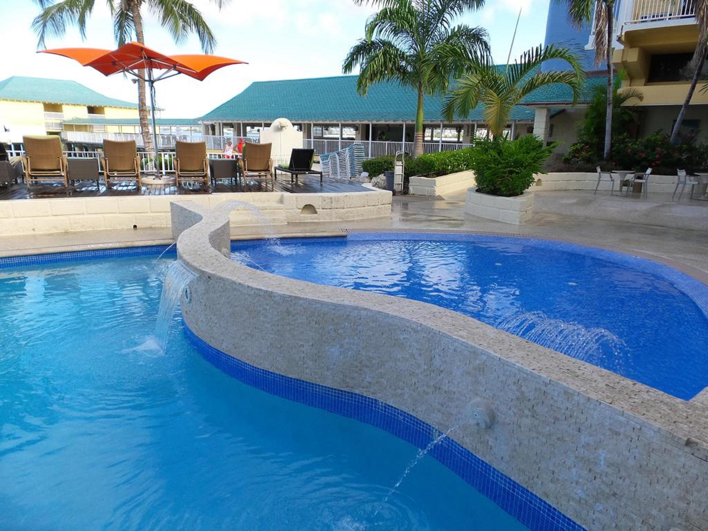 Radisson Aquatica Resort Barbados Bridgetown Esterno foto