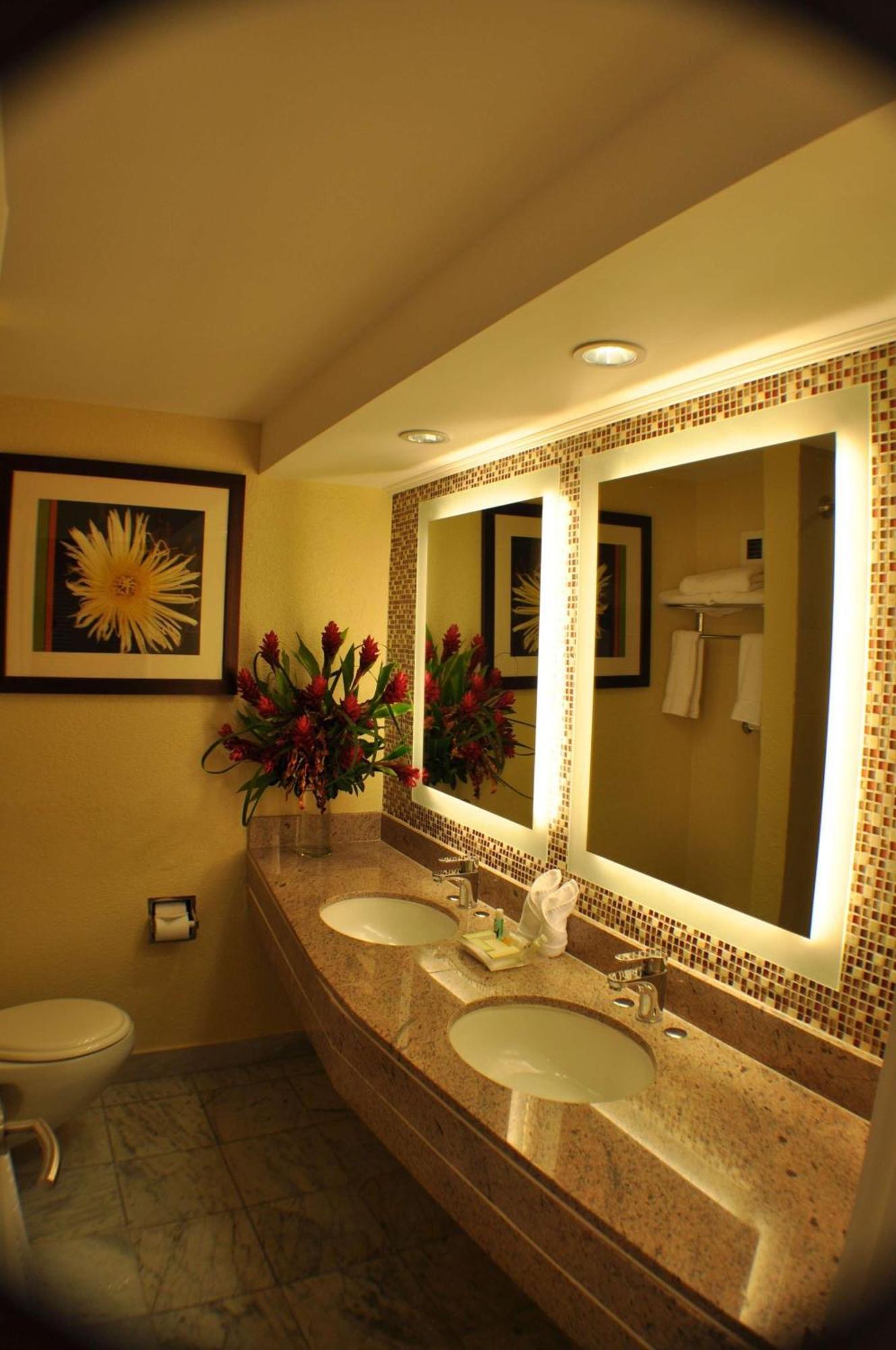 Radisson Aquatica Resort Barbados Bridgetown Esterno foto